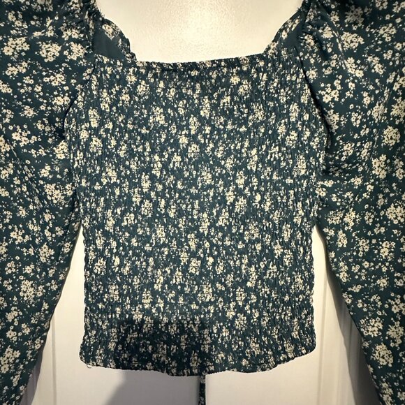 ASTR The Label XS Floral Smocked Long Sleeve Blouse In Blue & White - Picture 7 of 10